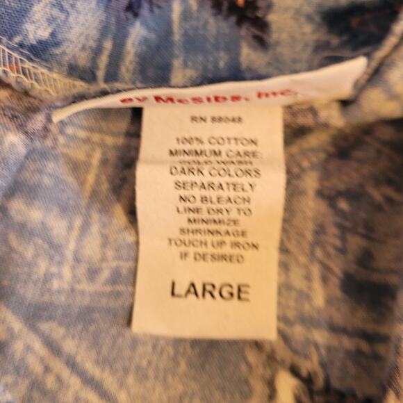 Mad About Scrubs Blue Stars Cotton Scrub Top Large Graphic Patriot Workwear - Picture 7 of 10